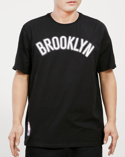 PRO STANDARD Brooklyn Nets Tackle Twill Sj Tee (BBN156170)-BLK