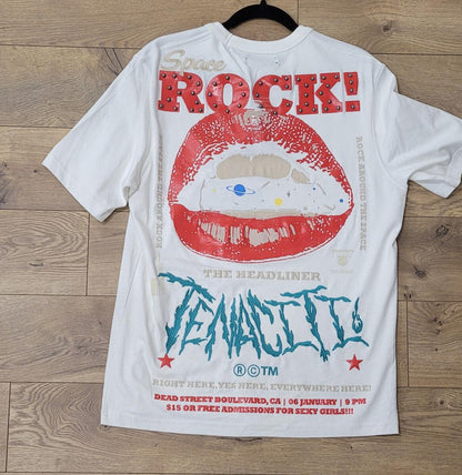 TENACITI  (Rock lips Tee) CREAM