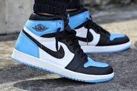 Air Jordan 1 Retro High OG UNC Toe (GS) FD1437-400