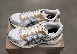 ASICS Gel 1130 'White Black Gold' Men's 1203A698-100