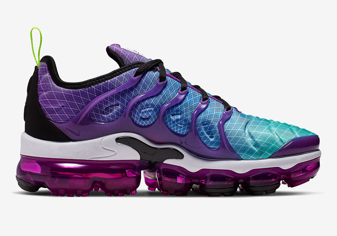 Nike Air Vapormax Plus Hyper Violet (W) AO4550-900