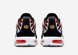 Nike Air Max Plus Hot Lava 852630-034