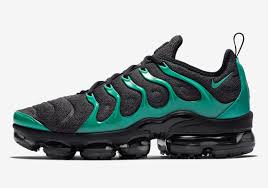 Nike Air VaporMax Plus Black Clear Emerald 924453-013