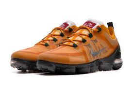 Nike Air VaporMax 2019 Club Gold Ember Glow AR6631-701