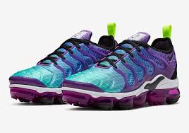 Nike Air Vapormax Plus Hyper Violet (W) AO4550-900