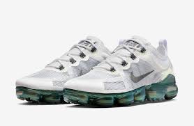 Nike Air VaporMax 2019 Premium White Platinum Tint Lime Blast AT6810-100